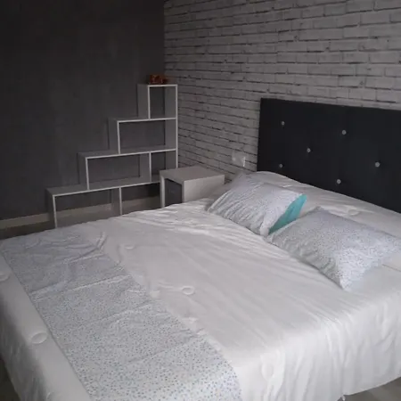 Roma Apartment *