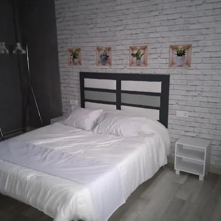 Roma Apartment *